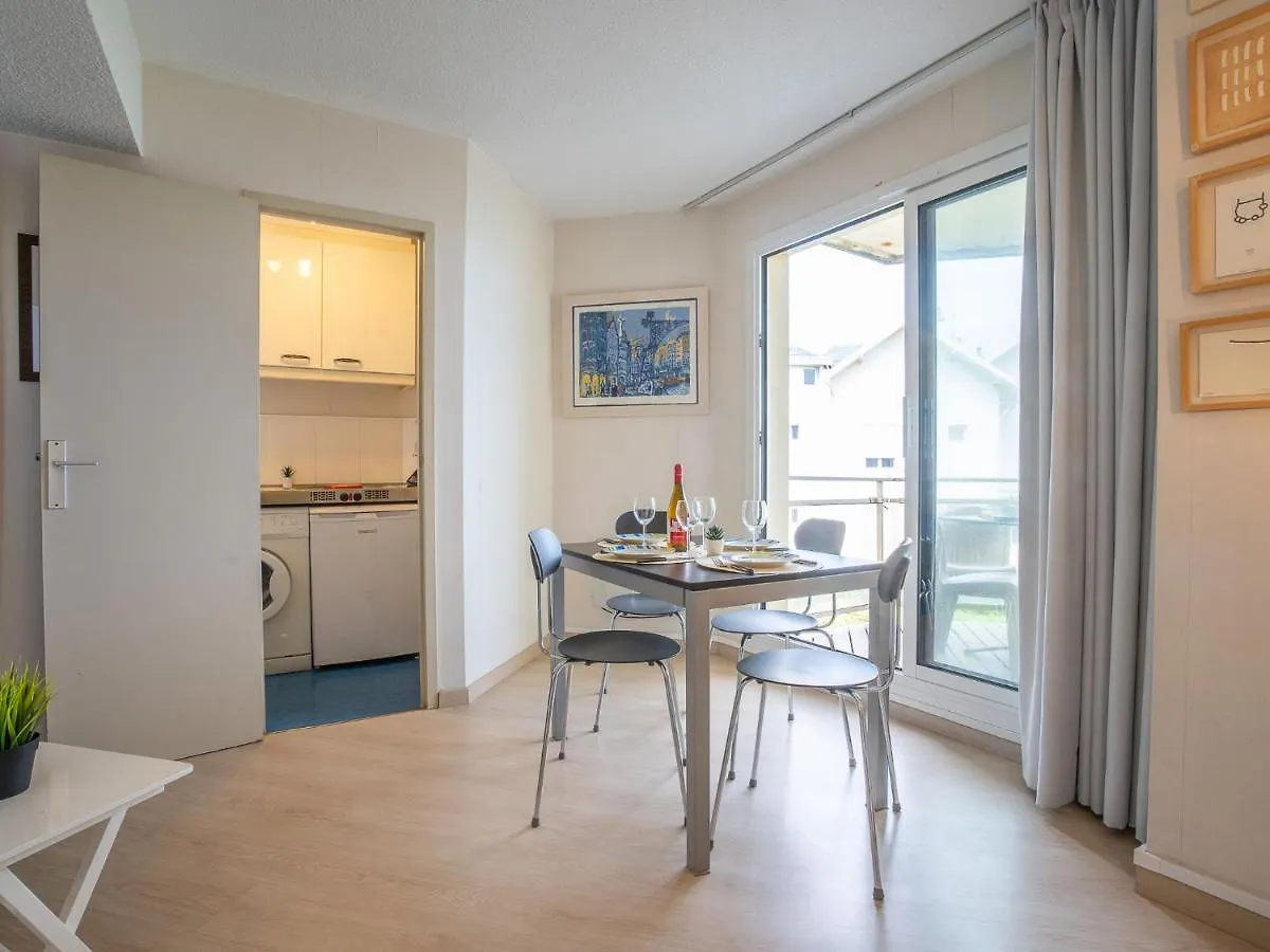Apartment Gulf Stream By Interhome contacts